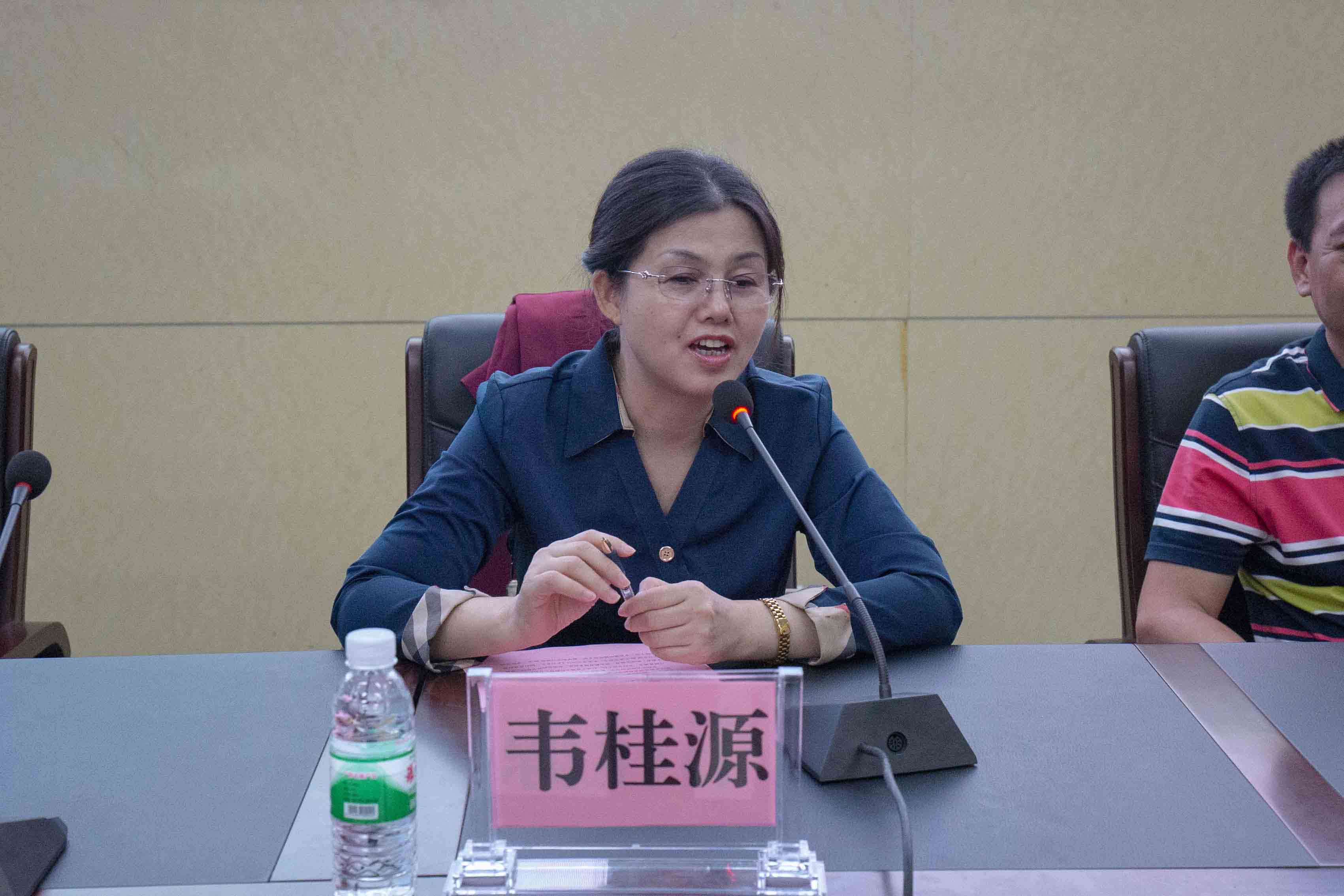 图2：韦桂源副院长在开学典礼上讲话111111111.jpg