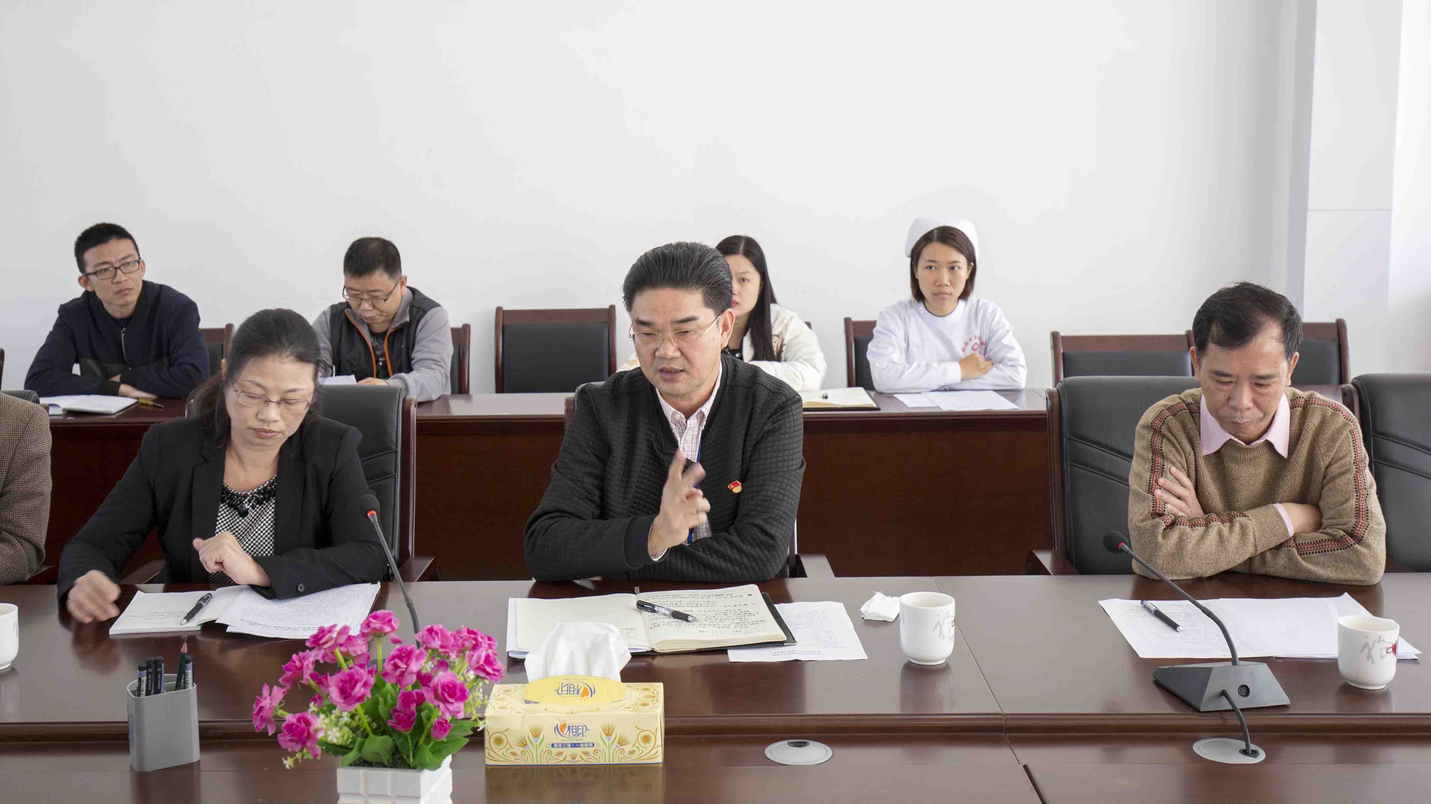 黄永春校长汇报学校2018届广西医科大学“2+3”高职护理北海教学点毕业生就业工作进展情况1.jpg